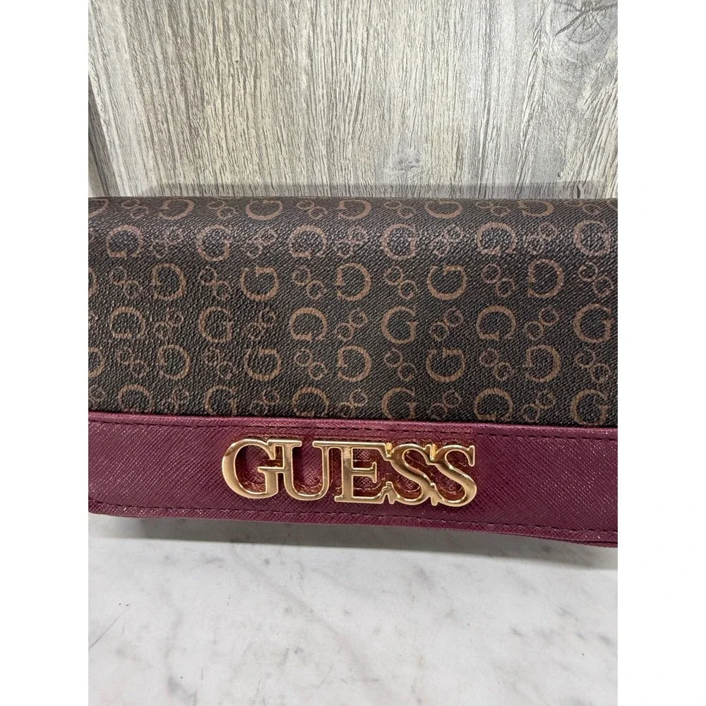 Guess Womens Monogram Logo Wristlet Wallet Brown Burgundy Gold Hardware
